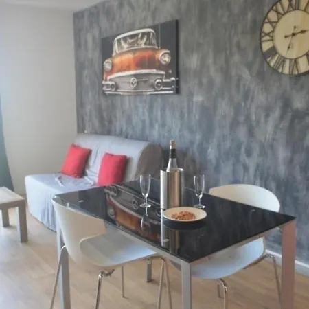 Frejus, 2 Pieces, 2 Personnes - Fr-1-226a-94 Apartment *